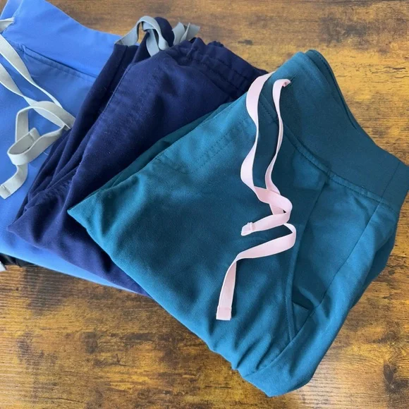 FIGS (5) Pair Women’s Scrub Pants size Small Tall ST Joggers Straight Leg - Picture 2 of 16